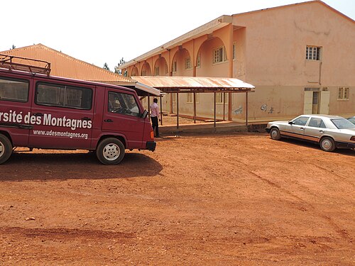 Université des Montagnes, Bangangté